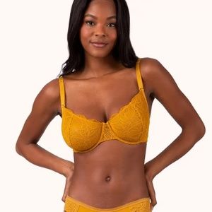 Lively Unlined Lace Bra 32DD Color: Turmeric